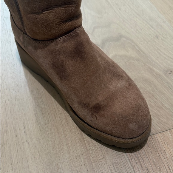 UGG Chestnut Suede Boots with Plush Lining
